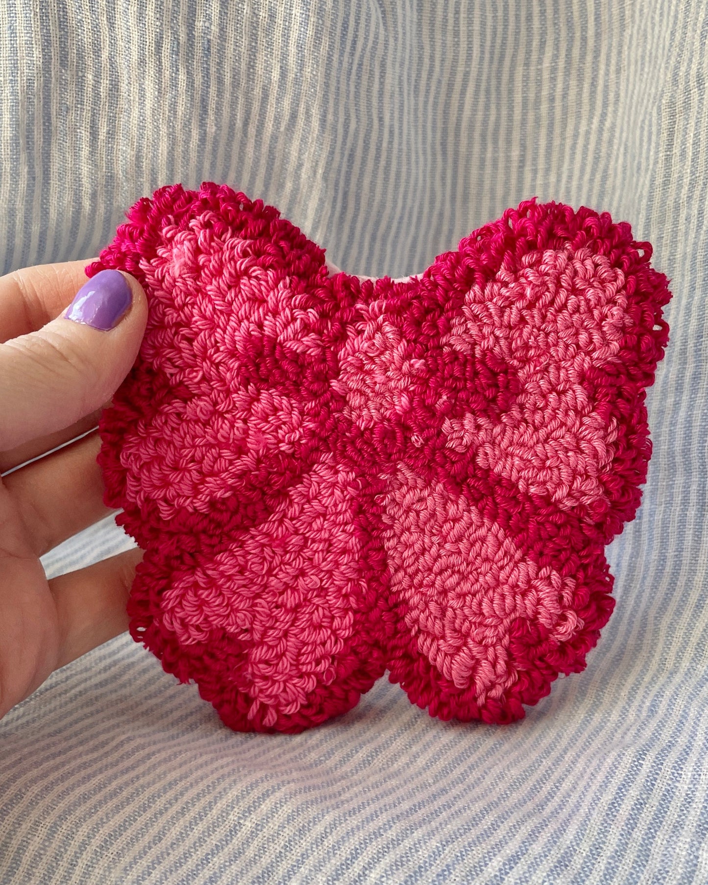 Dark pink bow mug coaster