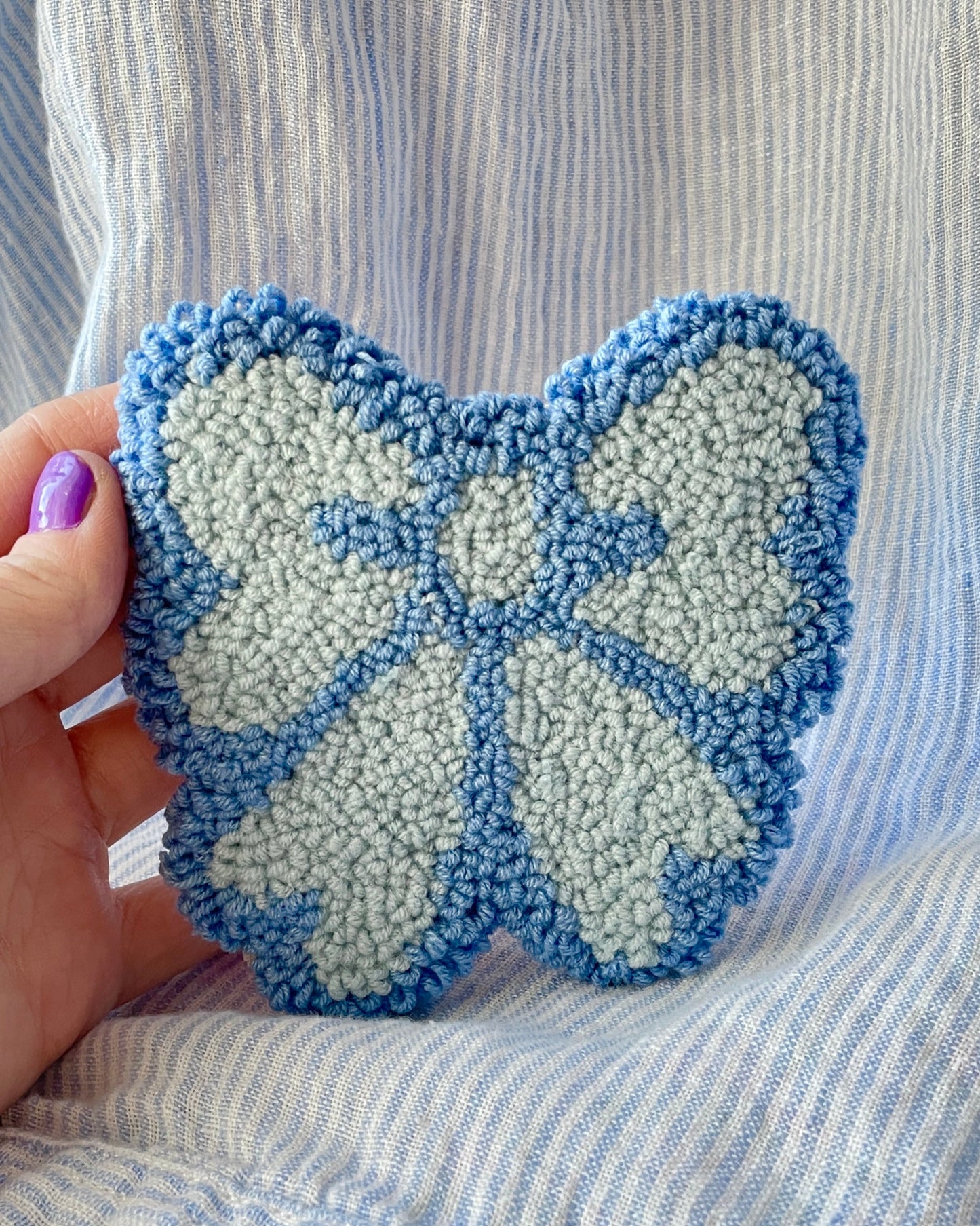 Blue bow mug coaster