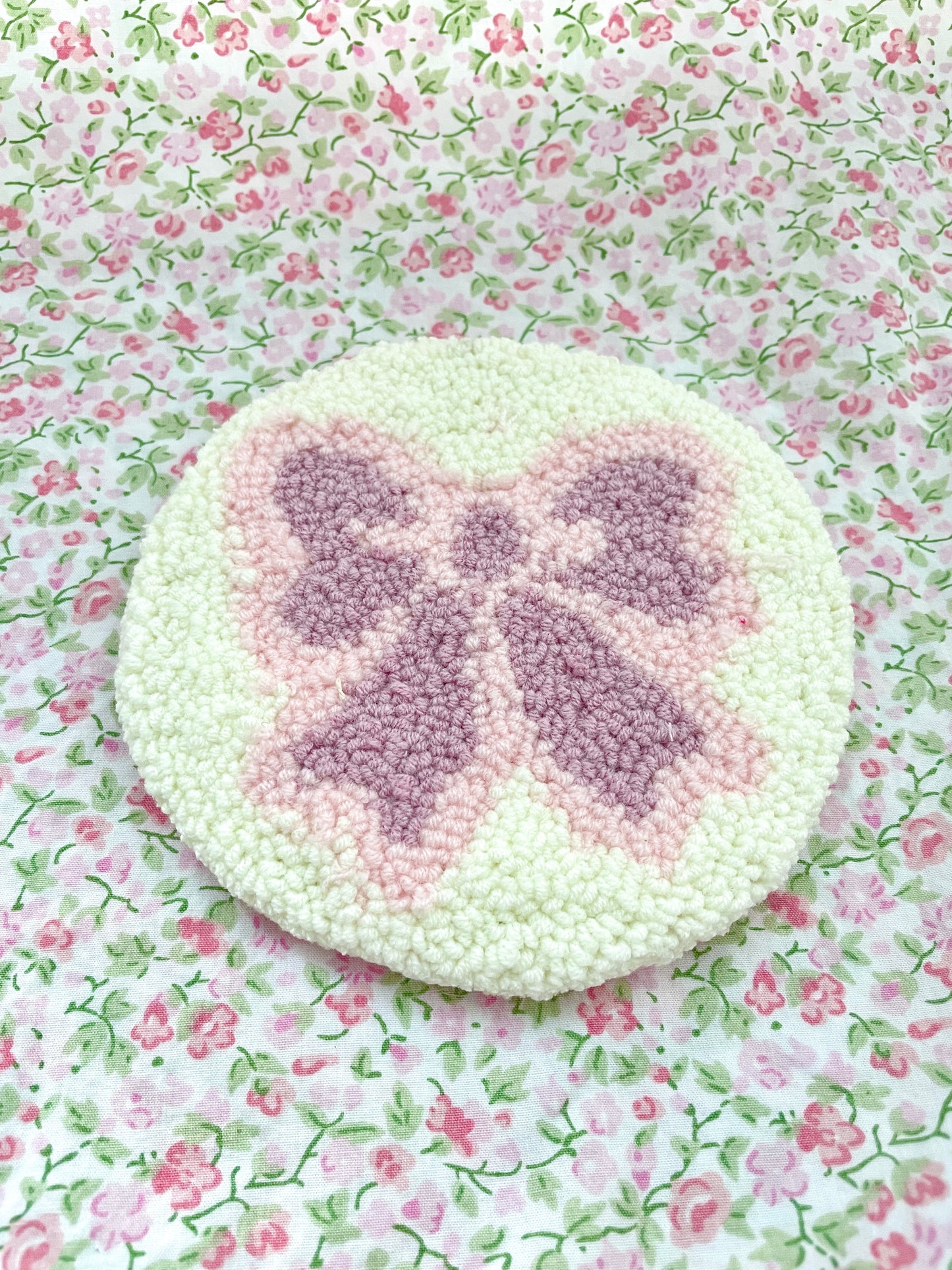 Purple & white bow mug coaster